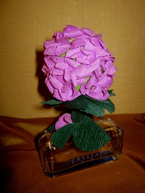 Гортензия - цветок из гофрированной бумаги своими руками