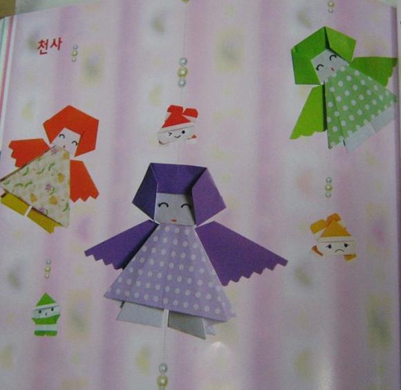Оригами для детей — ангелочек. Смотрите схему сборки этой поделки: 8642bf8d48