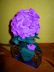 Гортензия - цветок из гофрированной бумаги своими руками